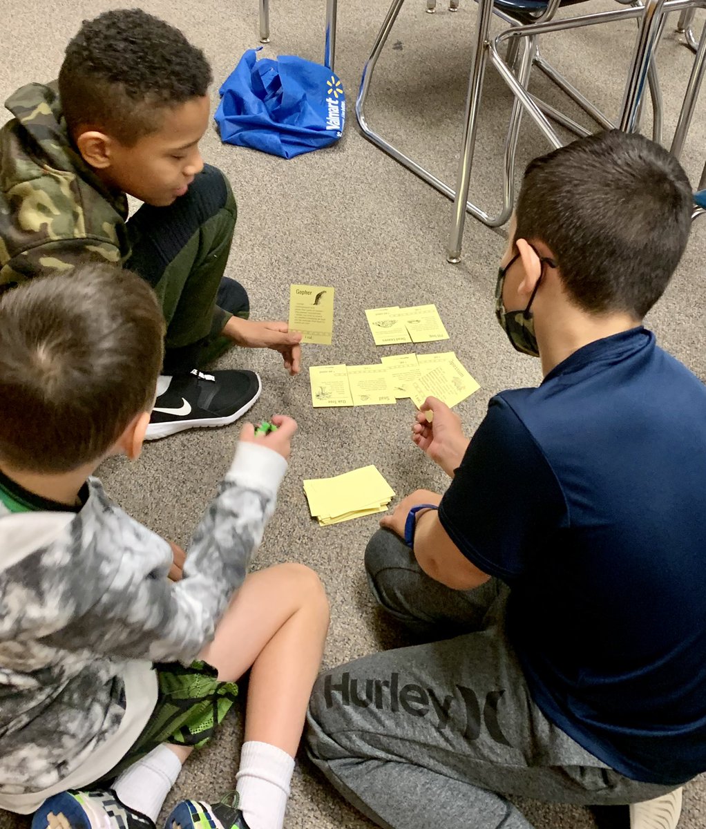 MrsAndersoncms's tweet photo. Love learning about food chains using a favorite @MysterySci card game- “Eat or Be Eaten”! #sciencerocks #handsonlearning #cooperativelearning @cms_grizzlies https://t.co/vjxv3a9pNT