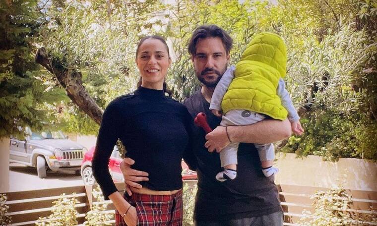 Η Ευαγγελία Συριοπούλου ζει στον δικό της παράδεισο με τον σύζυγο και το γιο τους - gossipstory.gr/%ce%b7-%ce%b5%…