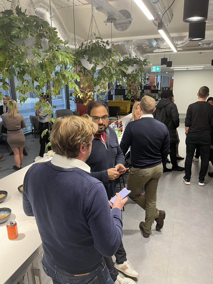 paulunger's tweet photo. Great to get the latest proptech drinks under way at @XchgSpaces with @placetech hosting a few friends old and new. @LocaleLtd and @SmartPointAI on good form https://t.co/sr7WY805fF