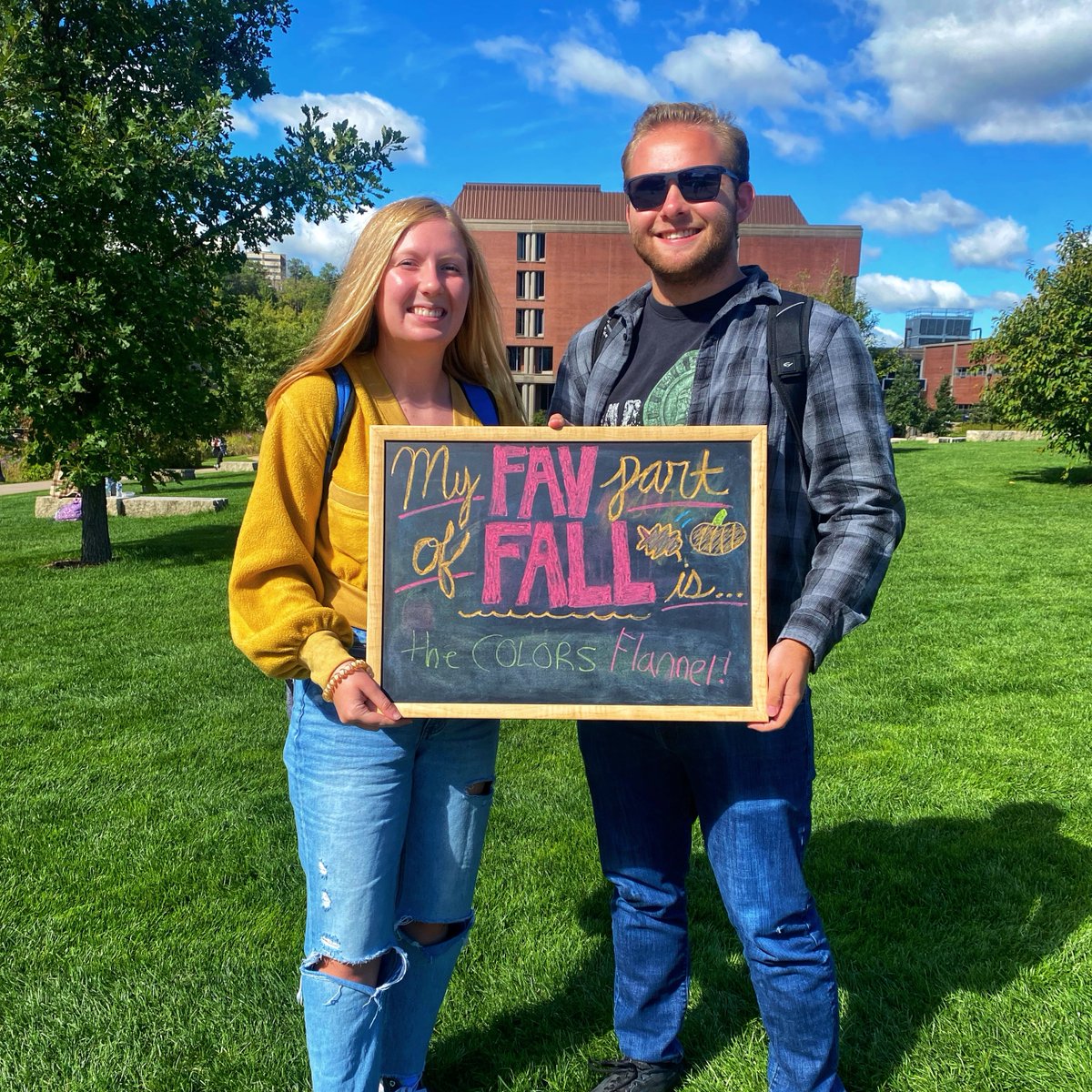 UWEauClaire's tweet photo. It's the official first day of fall🍁 🎃 Blugolds were out on the campus mall expressing their love of the new season. #uwec #uwecfall https://t.co/3FrvzqEBkY