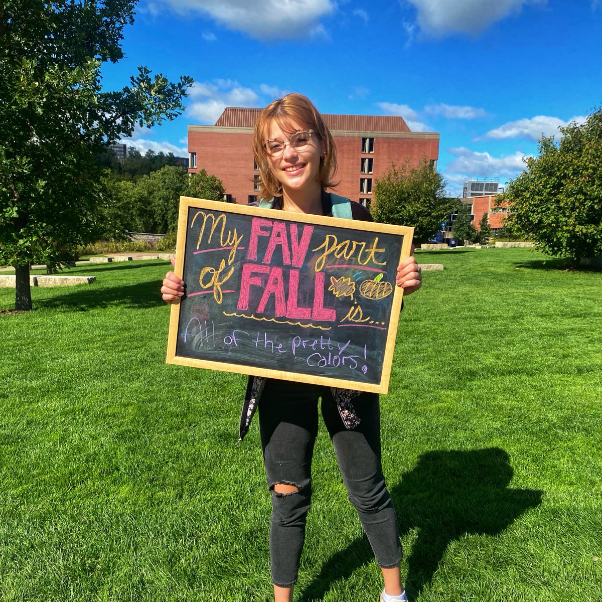 UWEauClaire's tweet photo. It's the official first day of fall🍁 🎃 Blugolds were out on the campus mall expressing their love of the new season. #uwec #uwecfall https://t.co/3FrvzqEBkY