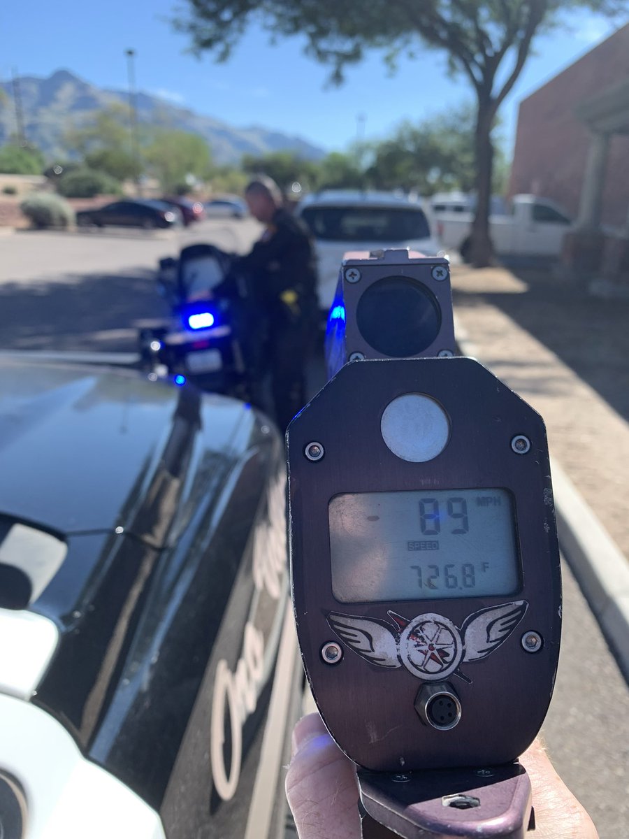 OroValleyPD's tweet photo. Today’s HIVE patrol prevented possible tragedy. 2 drivers were driving at a criminal rate of speed. One was 89mph in a 50 zone, the other was 95! This is so dangerous and the reason why OVPD Traffic unit is out there. #DriveSafe #WayTooFast #YourOVPD https://t.co/2Fgw02NcT2