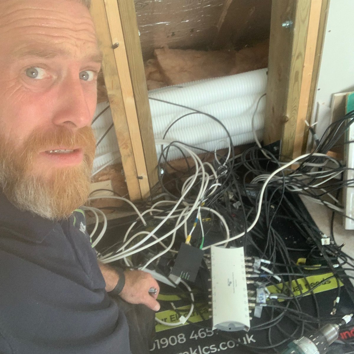 MKL_Solutions's tweet image. Who had a day like this?  #cabling #cablingnightmares #mklcs #mklcablesoltuions #miltonkeynesbusiness