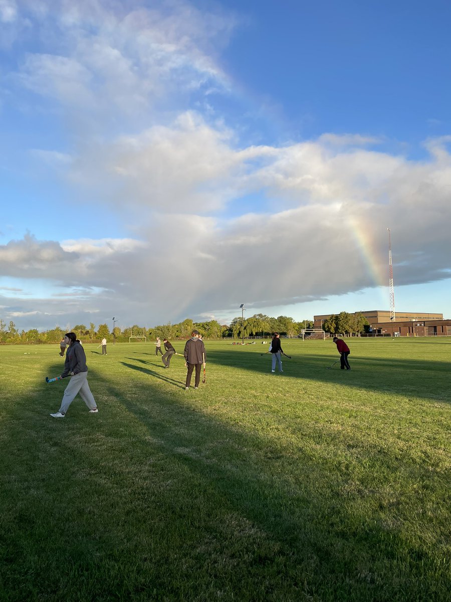 lspaxman12's tweet photo. Morning field hockey practice. Season starts Wednesday @HagersvilleSS @GEDSB https://t.co/Bl9jpHpASi