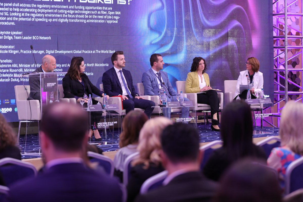 “How to bring cutting edge infrastructure to the western Balkans?”, was the center of today discussion between Jan Dröge, Nicole Klingen, Artane Rizvanolli, Admirim Aliti, Marash Dukaj, Enkelejda Muçaj and our guests.
#WesternBalkansDigitalSummit #DigitalSummitPrishtina2022