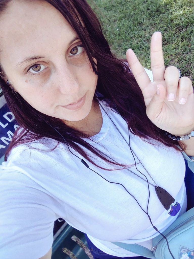 SarahSerenity17's tweet photo. Trying to get my life fixed. Though I miss my friends. ❤️❤️❤️❤️
#holdingon #gettingthroughit #mentalhealth #mentalhealthawareness #mentalhealthmatters #fightingdepression #fightingdepressionandanxiety #fyp #foryou #foryoupage #explore #explorepage #rtItBot #selfcare #selflove https://t.co/aqqLdWVs8h
