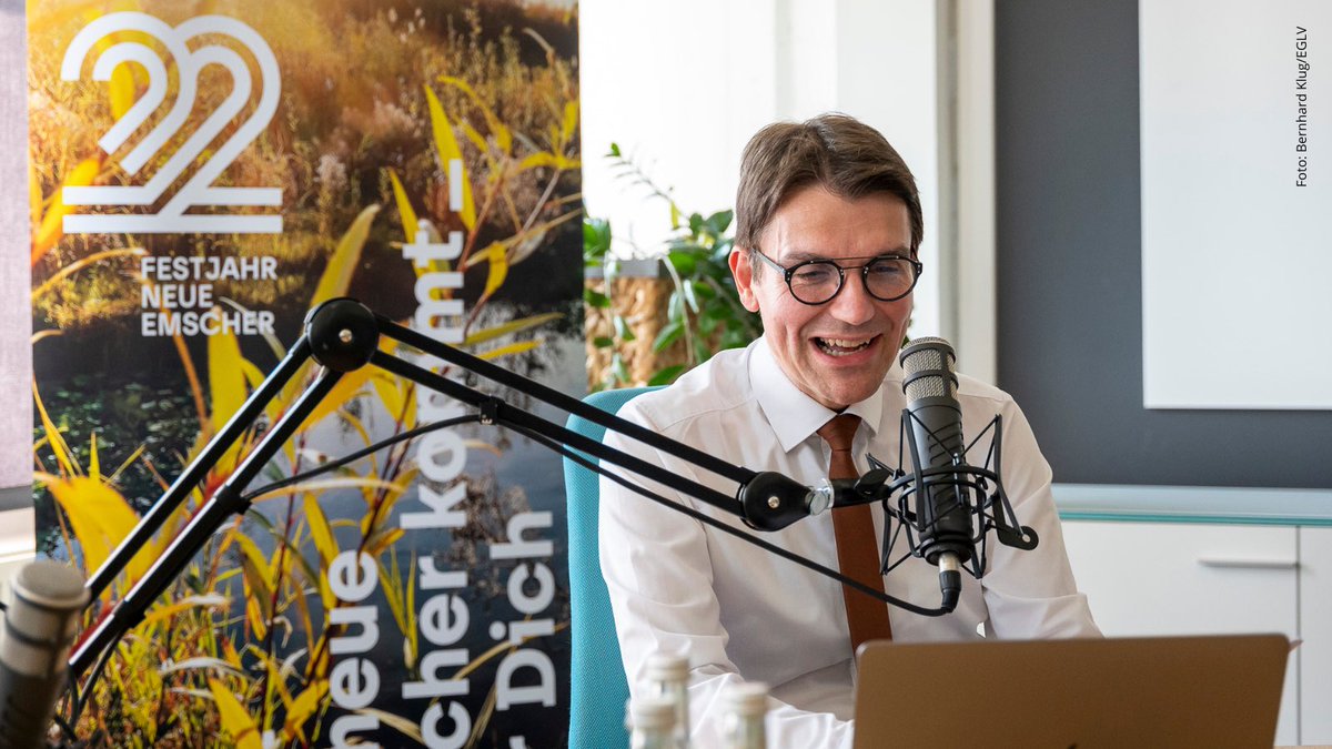 EGLVde's tweet photo. Neue Folge des #EGLV-Podcasts #RedeFluss: @uli_paetzel, Vorstandsvorsitzender von #EGLV, spricht mit Thomas Jorberg, Vorstandssprecher der GLS Gemeinschaftsbank, über die Frage „Wie können wir #Ökologie und #Ökonomie im #Ruhrgebiet verbinden?“. https://t.co/oGnTnrPZAR https://t.co/LOzcpdeewl