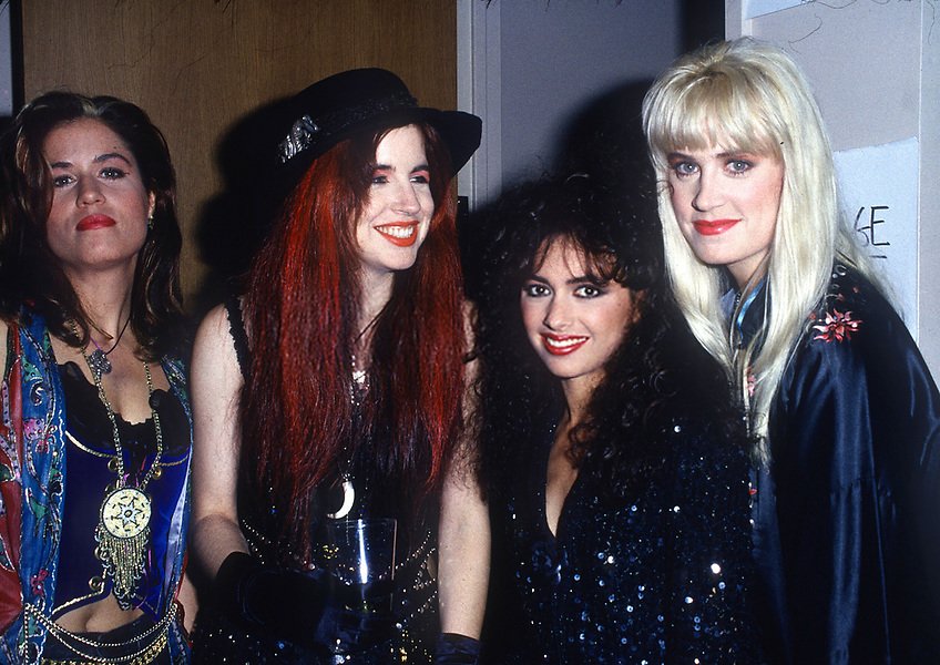 EthanSVG's tweet photo. ❤️ @VickiBangle, #MickiSteele, @SusannaHoffs &amp; @DebbiMPeterson of The Bangles in 1987. ❤️ 

Photo by Ron Wolfson. 📸 

#ThrowbackThursday https://t.co/C1oczsJvZg