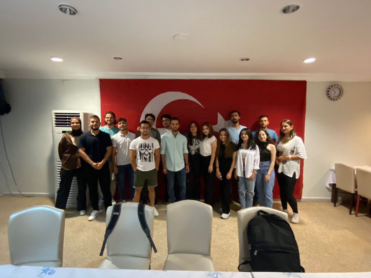 istsider's tweet photo. Derneğimize yeni katılan arkadaşlarımız ile ilk toplantımızı yaptık. Silifke'de olan ve derneğimize yeni katılan gençlerimizle tanıştık ve kaynaştık. İstanbul'da olan yeni üyelerimiz ile de tanışmak için sabırsızlanıyoruz.🥳 https://t.co/o7gRZcAUn7