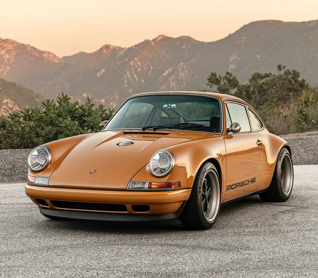 PorscheCIub's tweet photo. Singer Palm Beach commission https://t.co/pCDQNO8wPg