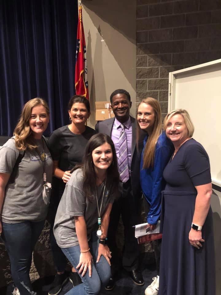 stop_hammatime1's tweet photo. In honor of @newfrontier21’s keynote session at @SolutionTree’s PLC Institute.. here’s some pics from the last two times I fangirled and asked for a picture with him. 😂 2018 &amp; 2019
#nsROCKS #desmoines #PLC #allmeansALL https://t.co/q9iyFoHwDD
