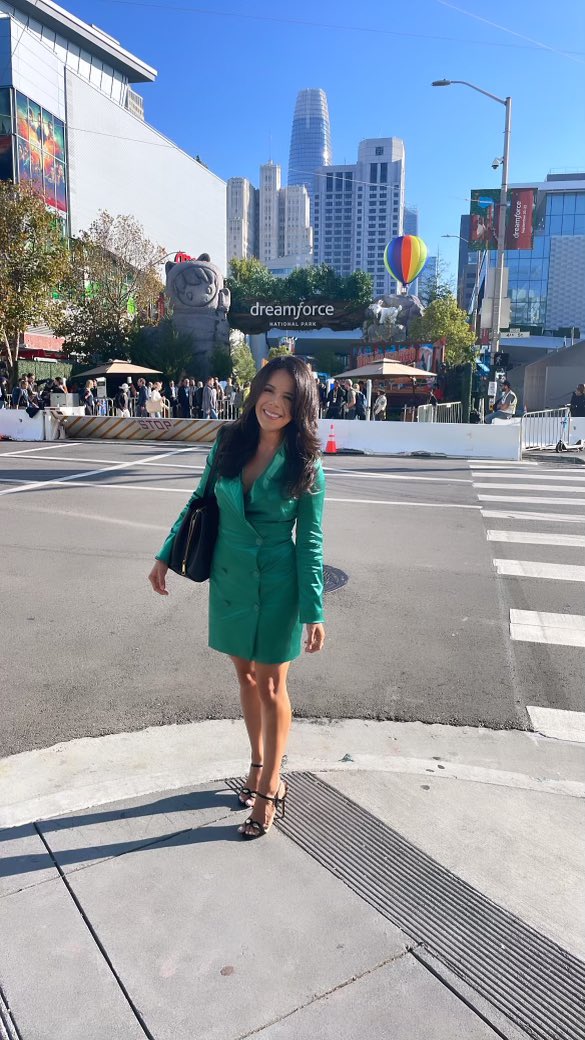 dvfernandez1's tweet photo. Thrilled to be representing @SOAlliance at @Dreamforce! This morning I spoke on how a diverse approach to carbon credits can help businesses make more sustainable decisions!🌍 

Congratulations on another successful and meaningful year of #Dreamforce, @Benioff &amp; @SalesforceOrg! https://t.co/Ip4NNJKokt