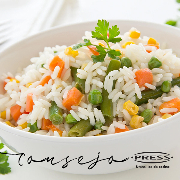 press_lat's tweet photo. #TipPress te damos algunas ideas para que aproveches el #Arroz sobrante.
*Prepara ensaladas frías.
*Añádelo a las sopas.
*Úsalo para hacer arroz frito.
*Agrégalo a los burritos.
* Rellena vegetales (utiliza pimentón o calabacín).
#ConsejoPress #PressLat https://t.co/rb5ewxDLh3