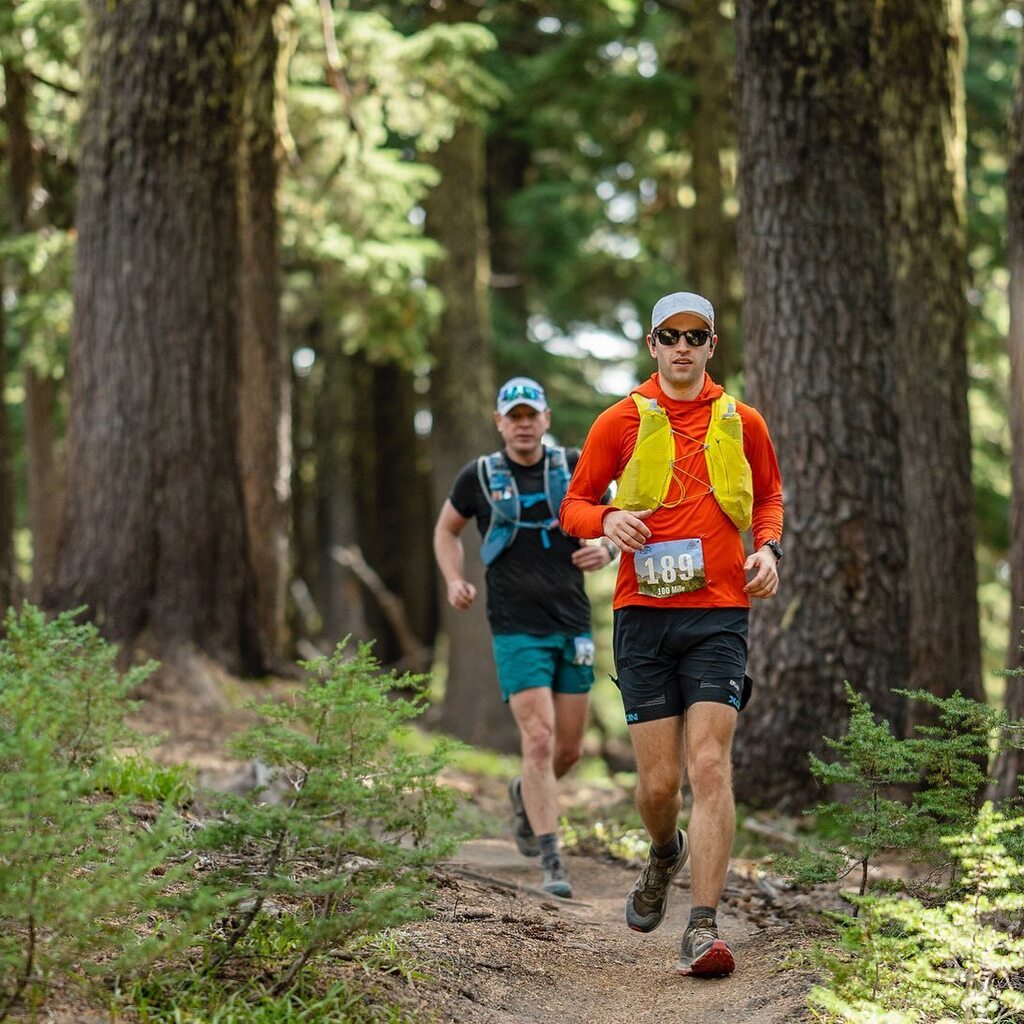 jeffleeson_'s tweet photo. Hundred miler number two this weekend ✌️

I don’t like running. Running is hard. But I get an insane amount of enjoyment from doing hard things and pushing myself beyond what I’m comfortable with.

I can’t wait to take a break from running but I’m so, so… https://t.co/eLAk8iuB0I https://t.co/6vPjuk3ueQ