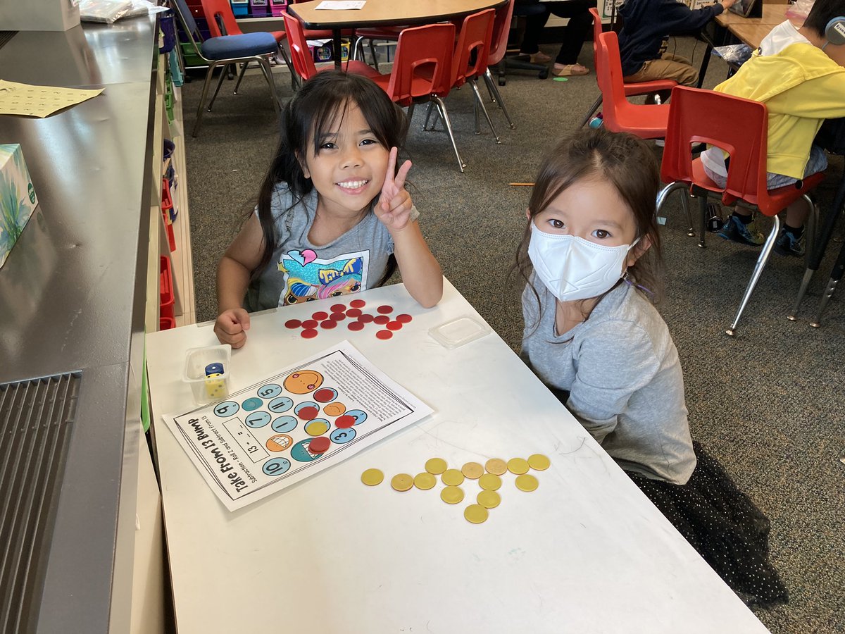 DooleySchool54's tweet photo. Pop-in Post! Today, we are popping into Mrs. Bellβs 1st grade afternoon class. These Dragons are having fun while learning! Way to go, Dragons! ππΌππΌππΌ
#PopInPost #WeAre54 #DooleyFamily https://t.co/JRhcj9mXg6