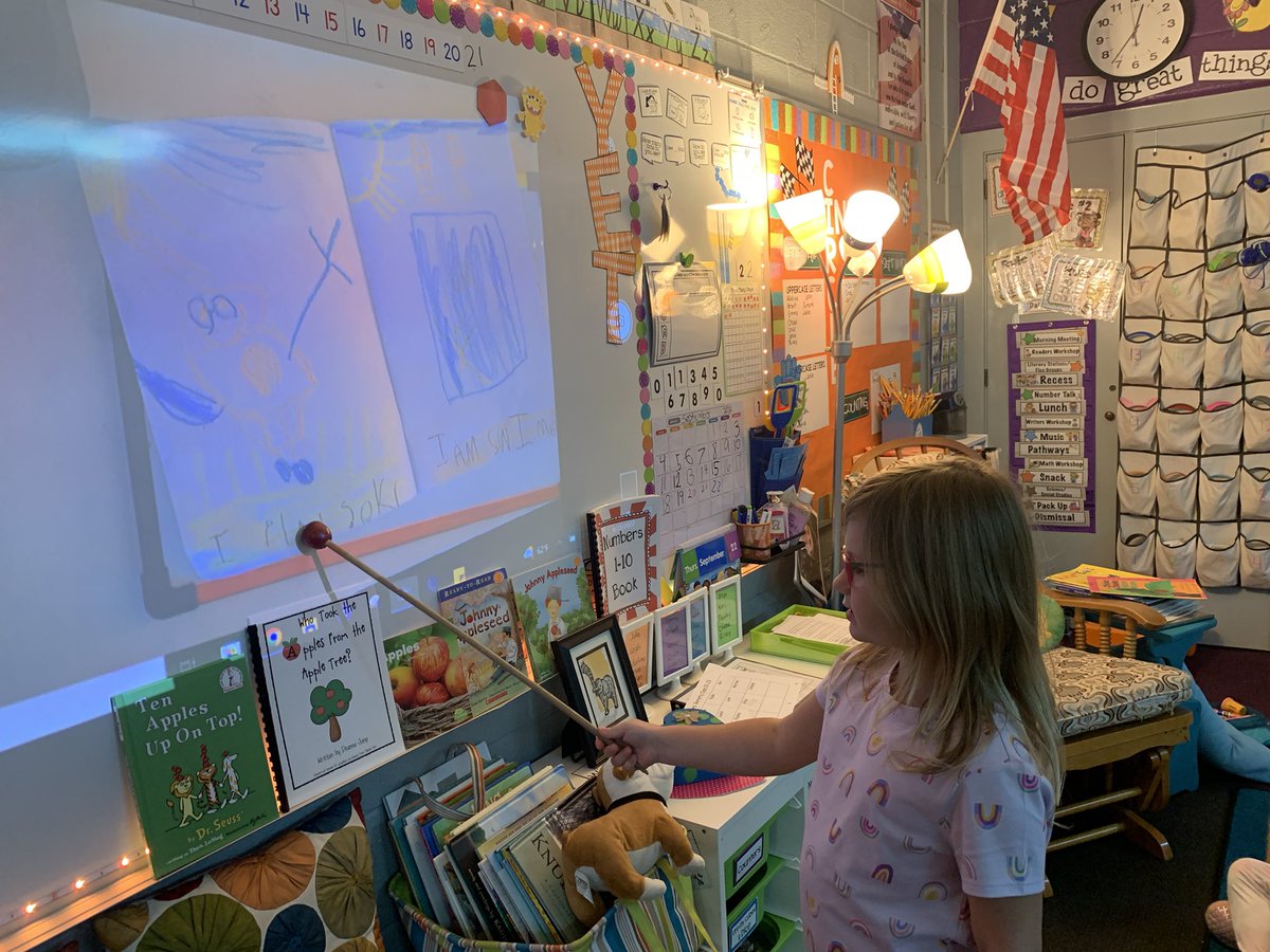 MrsGarrettNKC's tweet photo. “I’m the kind of writer who says my words, finger spells and writes!” She was excited to teach others!   #Wowwriters #imthekindofkidwho #MapleKinderstars #warriorscreate #WintheDayWarriors @emilyscallahan @Mattglover123 @millerread @palmeram @MapleWarriors https://t.co/Kgdh2SGiEC