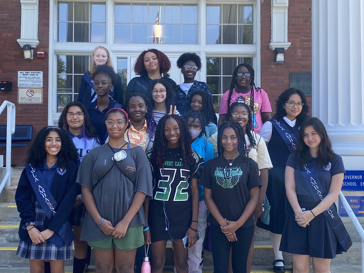 EHannaPSU's tweet photo. We love welcoming students into our sisterhood @WakeGirlsLead! Thank you to @westcaryimps for bringing potential OWLs to our campus! #createherstory https://t.co/nhdhQBochk