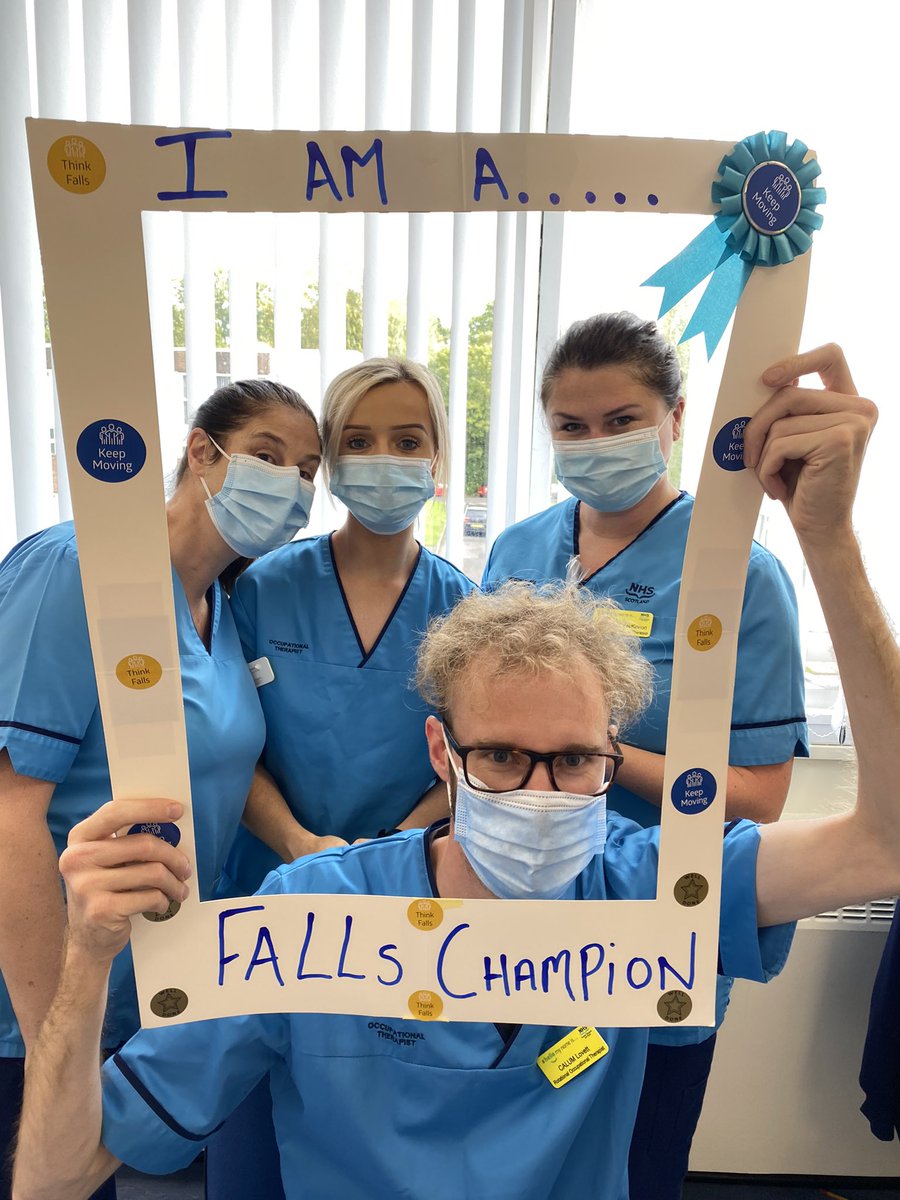 ShonaNYB's tweet photo. Raising #FallsAwarenessWeek at #teamVOL @NHSGGC today.Ward 14,15 & such a valuable MDT🌟🌟working together for #Fallsprevention #fallsiseveryonesbusiness @laura_dyane @falls_network @cbowmanphysio @MargaretORour16 https://t.co/MpnqbtAmwC