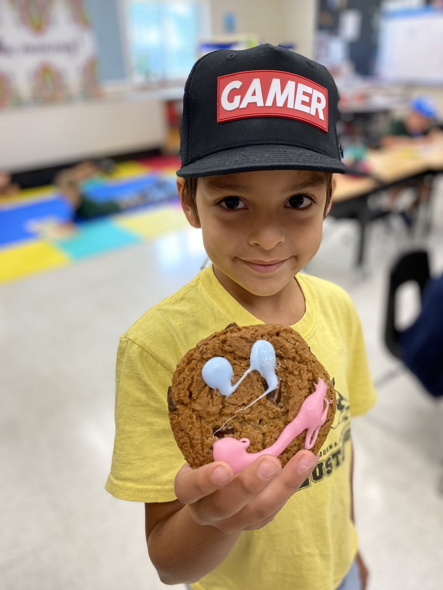 Remember to share a “smile” from Tim Horton’s with someone you know! 100% of the proceeds stay in Windsor-Essex and benefit the Youth Wellness Hub-Windsor-Essex and Autism Services Inc. <a href="/JAMMustangs/">McWilliam Mustangs</a> <a href="/TimHortons/">Tim Hortons</a> #smilecookie #spreadkindness