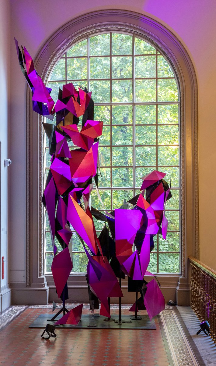 V_and_A's tweet image. Join us for a packed weekend of free events for London Design Festival and Digital Design Weekend. From talks and tours to thought-provoking displays and performances. Free and on until 25th September, more details here: fal.cn/3s7BS #LDF22