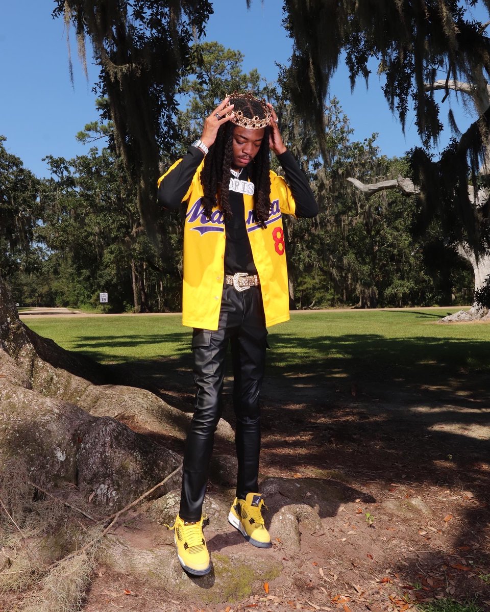 KingVoris's tweet photo. Long May He Reign 🤴🏾🐐 #big24 #kobeyear https://t.co/500ZLE2NKa