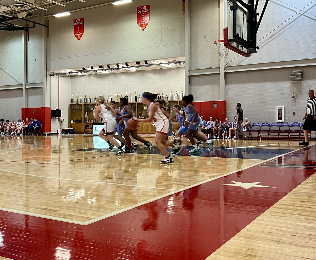 SMITTY40484's tweet photo. LCMS Girls 🏀 

7th Grade Salt River Conference Quarterfinals 

Lincoln Co defeated West Jessamine to advance to the next round! https://t.co/xuDWd6tw1Q