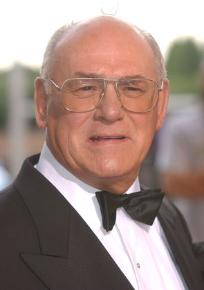   Happy 85th Birthday former EastEnders actor Tony Caunter who played Roy Evans 
