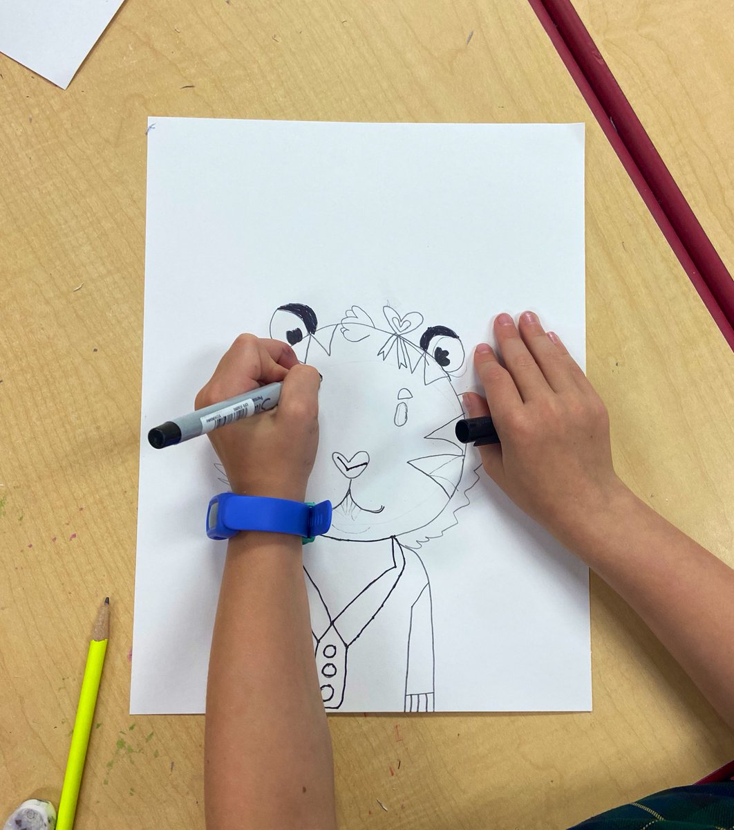 MakeSomeArt's tweet image. First Graders had a fun “extra” day in Art learning to draw Stripes the Trinity Tiger! #TrinityLearns