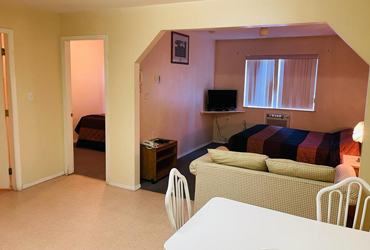 maria_vargo's tweet photo. Fraser Bridge Inn &amp; RV Park provides #OnlineHotelReservations in #Quesnel, #BC. Book budget #hotels, #motels, #QueenBeds, or #Rooms at a cost reasonable price.
Read More Here: https://t.co/xZTouMl3yC https://t.co/cyrH3RNnJa