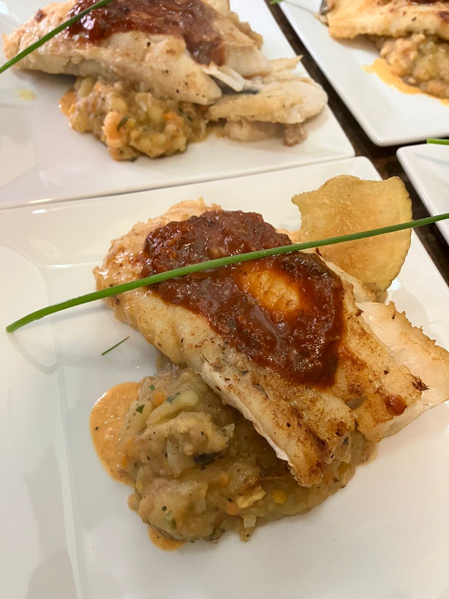 FEGAMVald's tweet photo. #Máfil: Nos Fuimos a la comuna de Máfil y ofrecimos un almuerzo con productos del mar de #PescaResponsable en el Centro Comunitario del Adulto Mayor, gracias a todos los entusiastas participantes. #IslaDelRey #Indespa #Fegam #yonocompropescailegal https://t.co/05OhLuBC35