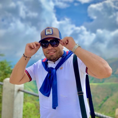 KevinFoseca546's tweet photo. #NuevaFotoDePerfil https://t.co/g47AmJgLb3
