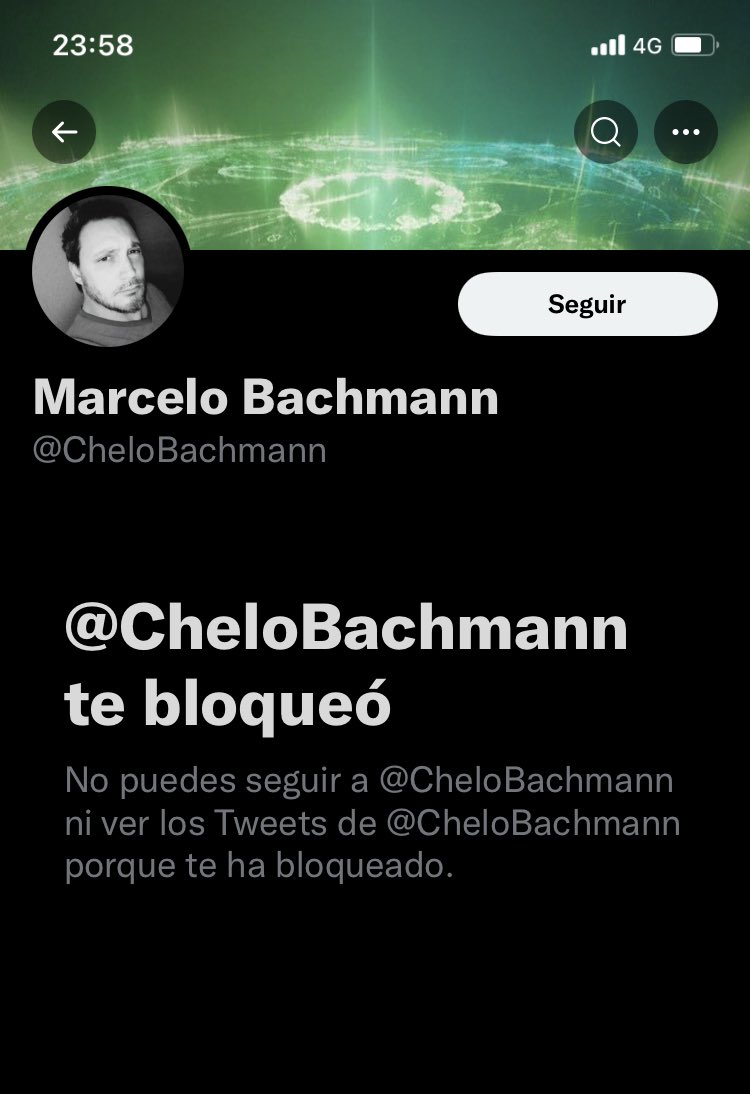 BiosDeMierdaCL's tweet photo. Probablemente Felipe Bianchi diga: "Oh qué veo!? Un rival!!" (?!?)

#BiosDeMierda #BiosDeMierdaCL https://t.co/c2CpPnqq4O