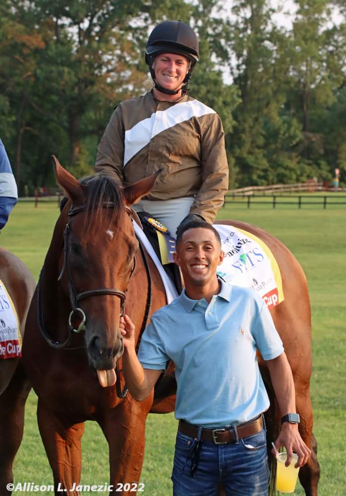Prairie_Bayou's tweet photo. @VCarrasco28 and Sabrina Morris with Phlash Phelps at the #RealRiderCup #PhlashPhelps #OTTB #Thoroughbred #Racehorse https://t.co/sPCHW6CiG2