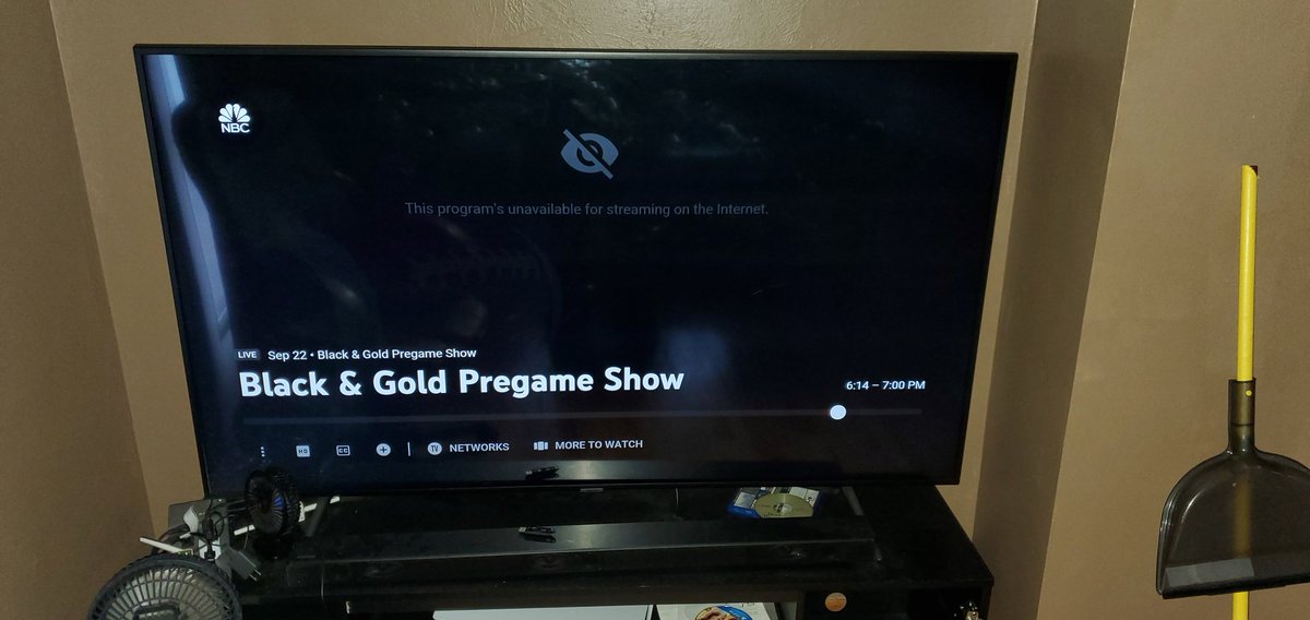 bar1203's tweet photo. Come on @WPXI, wanted to watch the pregame show but I can't on @YouTubeTV. I guess I'm watching @nflnetwork https://t.co/TbA98FEdKL