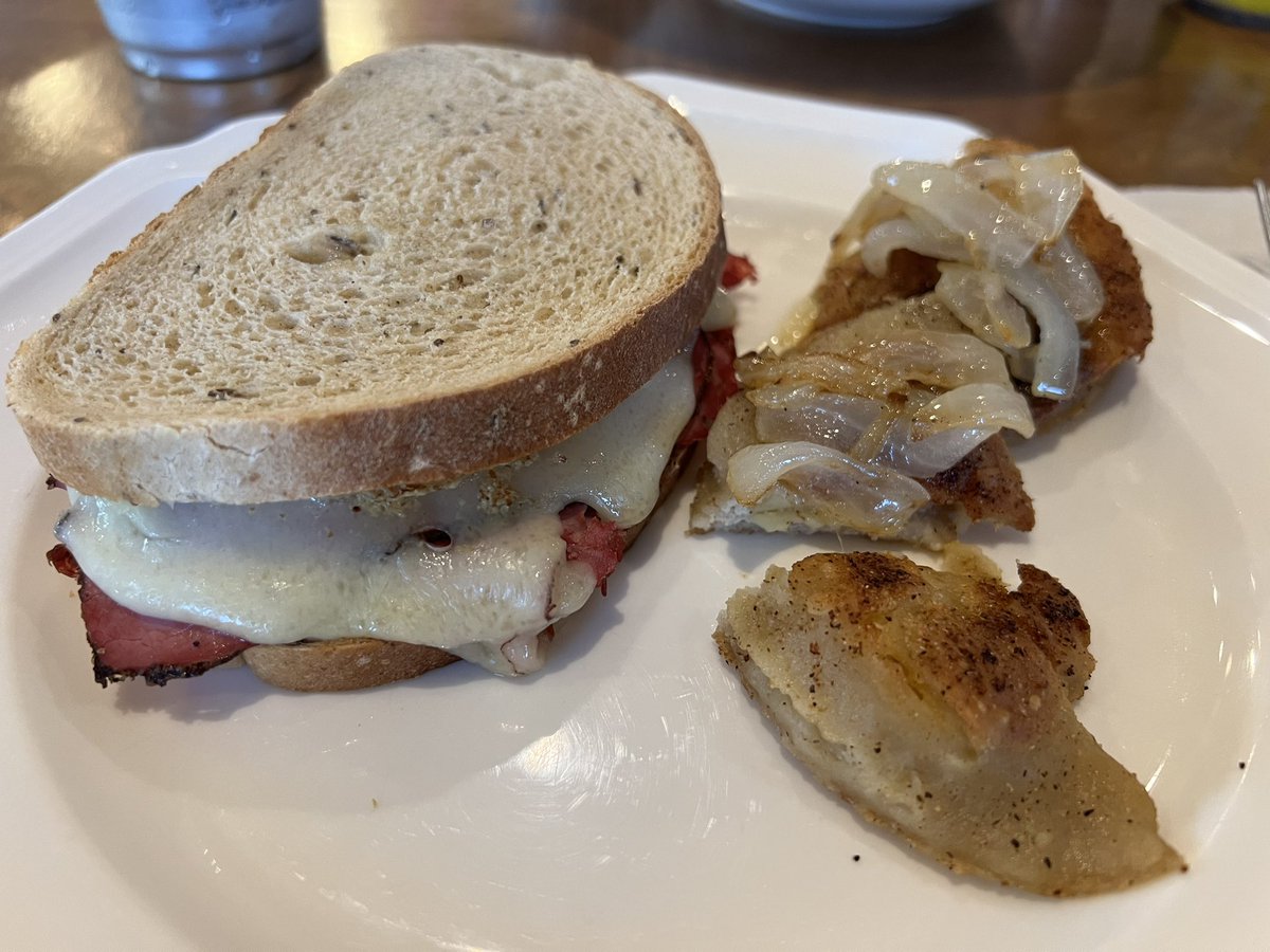 croy002's tweet photo. Homemade gluten free, dairy free pierogis with pastrami sandwich for the Browns Steelers game tonight! @johnu3 @Browns @steelers https://t.co/AgxESezKmk