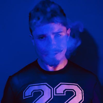 TaEdSeOr's tweet photo. #NuevaFotoDePerfil #Bienputa Jajajaaj naaa 🙄 https://t.co/2ciKqxbue4