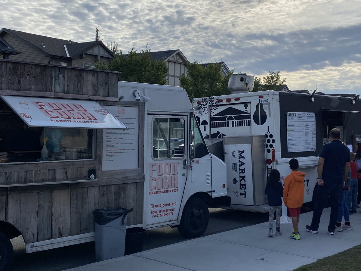 KiddleCBE's tweet photo. Food trucks. Pin the ‘stache on Mr. Emery. Community building. And of course, Parent / Teacher Conferences. Come join the fun. https://t.co/zqaK6dHzK5