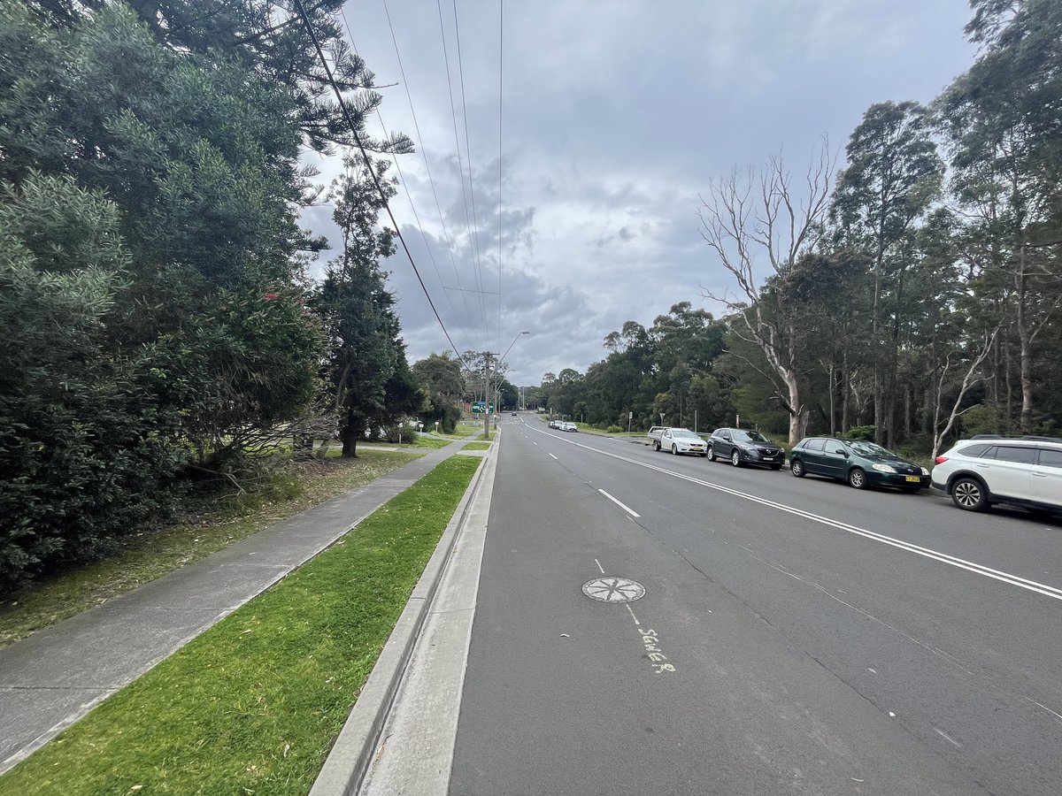 AndyMark270's tweet photo. @InfraCGI Street to the University of Wollongong. Not normally cycle friendly,this week it is just on the edge of the 2022 UCI World Road Cycling Champs course
How did the UCI make it safe for cyclists? They closed roads to motor vehicle traffic.
Would love to see InfraCGI solution. https://t.co/GacJM6aWdC