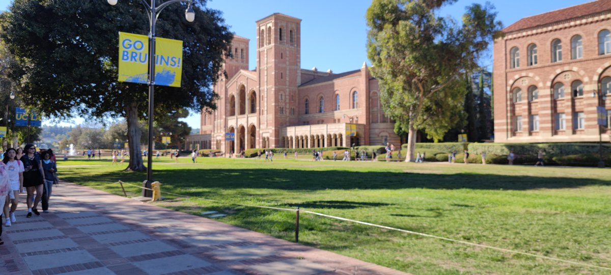 FD75017's tweet image. Memory Buffy Season 4 ucla.a french at los Angeles @alydenisof @NicholasBrendon @SethGreen