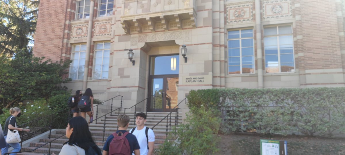 FD75017's tweet image. Memory Buffy Season 4 ucla.a french at los Angeles @alydenisof @NicholasBrendon @SethGreen