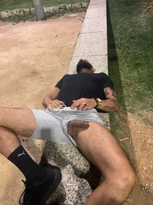 🙈🍆🙈🍆🙈🍆🙈 https://t.co/QT3isndTb0