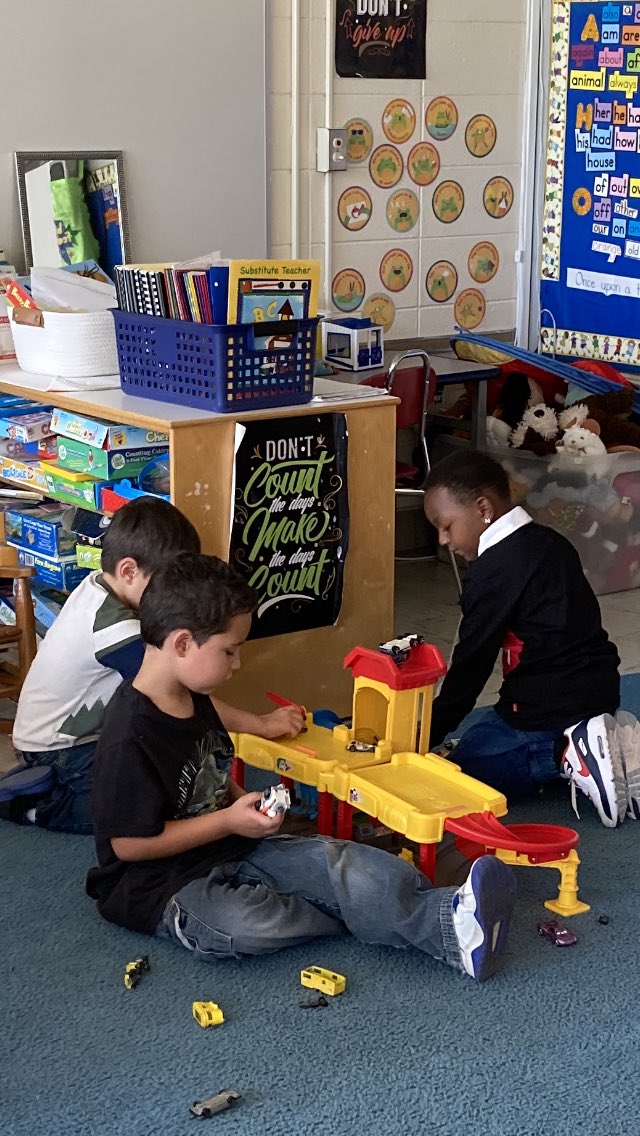 TeamRespectk1's tweet photo. After learning about good citizenship, Team Respect had fun practicing! @WalkerNxGL @WAWMSchools #wawmproud https://t.co/cRydeP6LaY