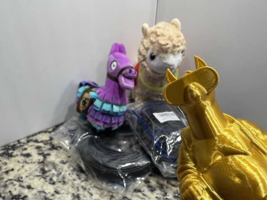 LANallNight's tweet photo. Thanks to TallPaul and Children for donating these items off our LANallNIGHT Amazon Wish List!
Wishlist here: https://t.co/7qGXYDAvI5
#quakecon #lanallnight #lanfest #lanparty #pcgamer #batlan #batlanbegins #vr #gaming #llama https://t.co/dzUz2Vyutn