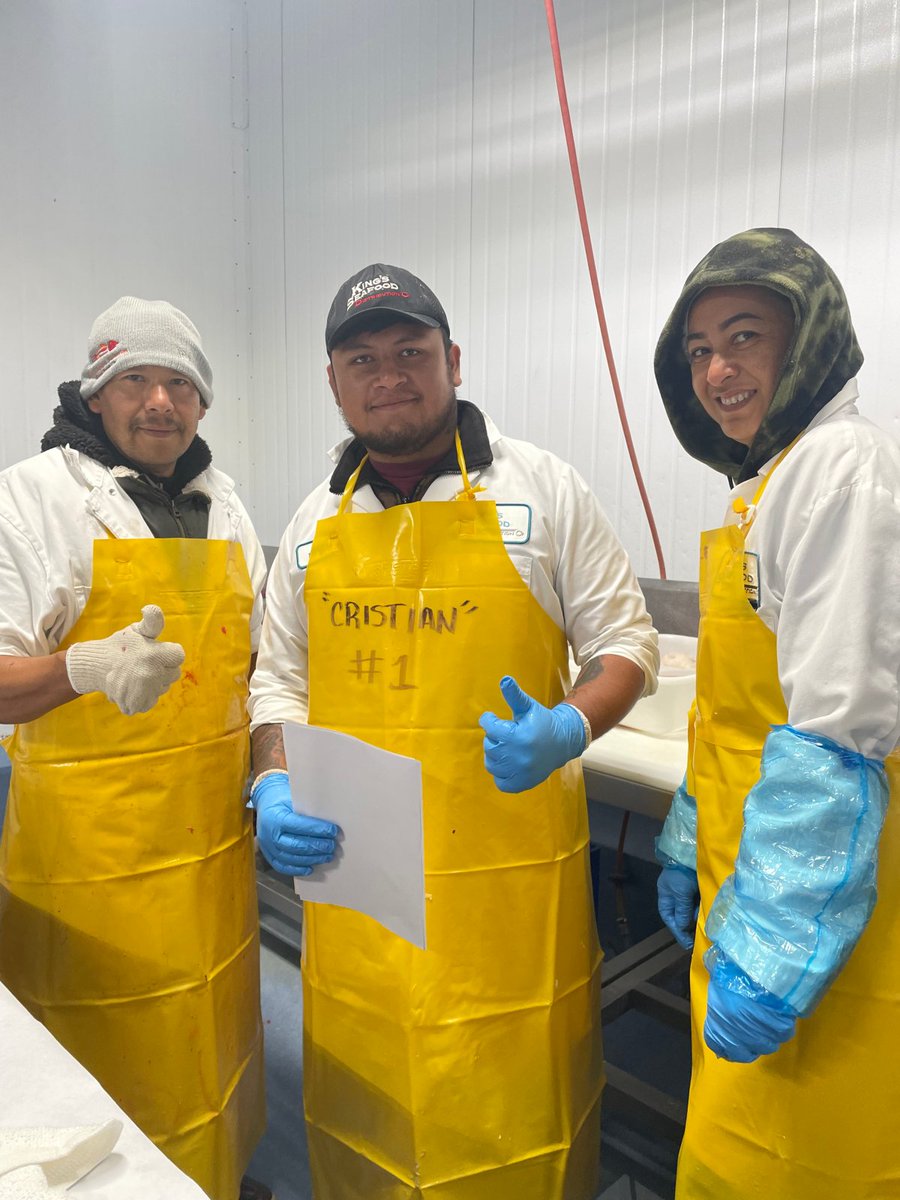 🐟Processing a million pounds of fish per year!🐟
🌊Shout out to our fish mongers who portion fish from all over the world! Ensuring each serving is the perfect size &amp; helping to minimize waste!🌊

instagram.com/p/CilieHZpONF/