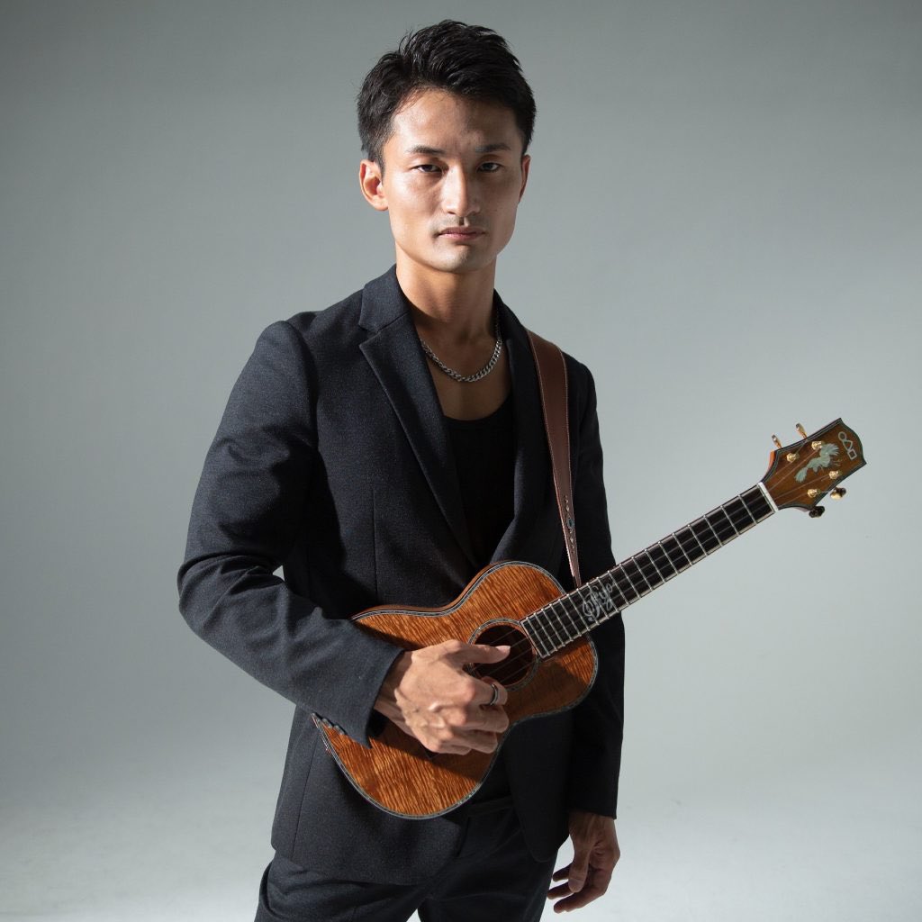 C_LAPS_RPG's tweet photo. 【本日はこちら!】
#Ryos #Uke #Tour 2022 - #Summer - #東京公演【昼部◦夜部】
※現在、昼部は満席のため、キャンセル待ちとなります。
日本を代表する若きウクレレプレイヤー”名渡山 遼”によるソロ・ウクレレ全国ツアーファイナル公演
■公演日/2022年9月23日(金祝) https://t.co/bTpFLbb0iB