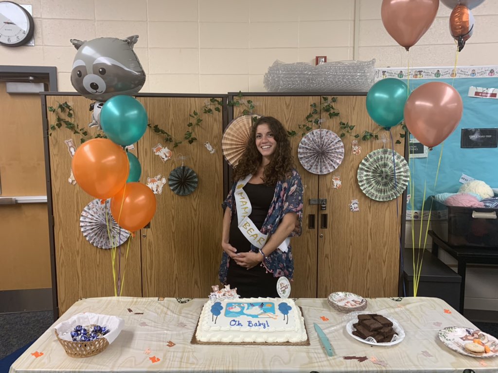TuranoScience's tweet photo. Sending happy wishes to the mom-to-be! Congratulations Ms. Safar! 💙💙💙💙💙💙 https://t.co/SETUBFZvei