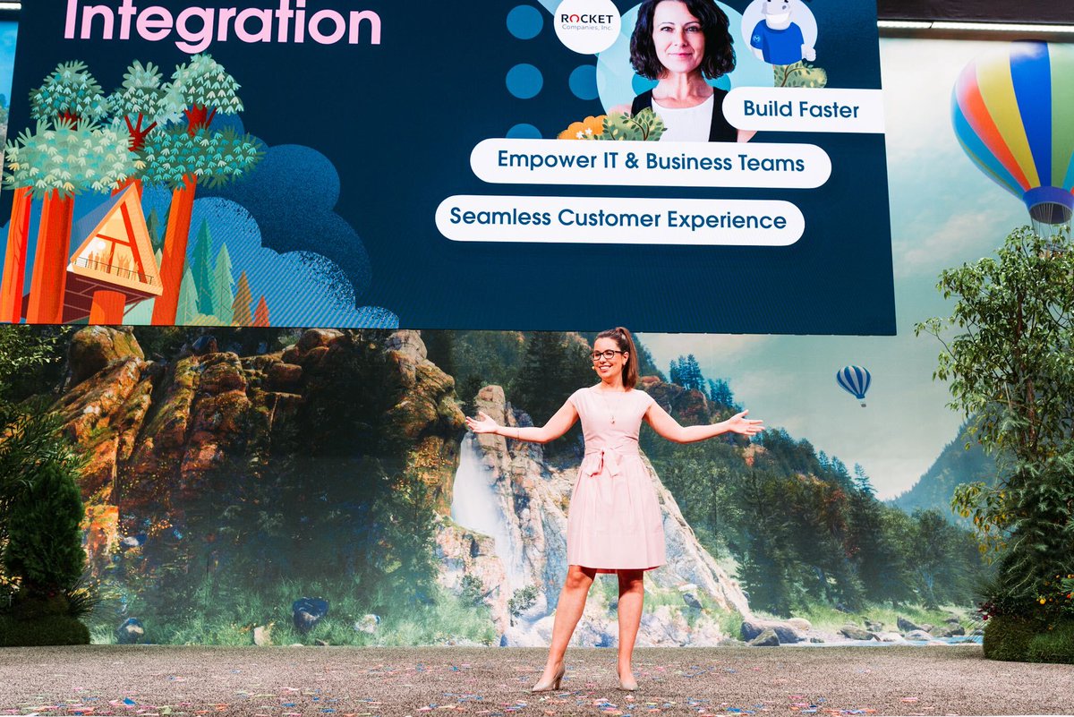 MuleSoft's tweet photo. That’s a wrap on our #DF22 MuleSoft Keynote! 🎉✨ In case you missed it, you can still catch it all here: https://t.co/6ouxxDgw97 https://t.co/dpOkN4rjJF