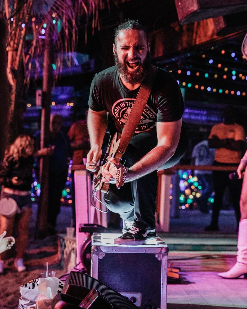 TripleRailTurn's tweet photo. @SeacretsUSA // Bike Week // Night 2 https://t.co/CMHUZwoPkn
