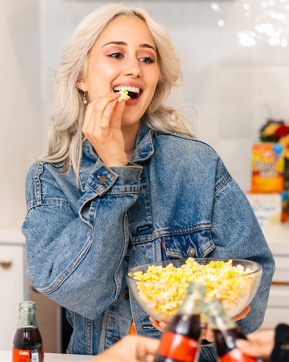 jollytimepops's tweet photo. Bring some snacking happiness to your weekend by having JOLLY TIME there for friends & family. Find JOLLY TIME at a store near you! https://t.co/J8MfPeg7Mg
#JOLLYTIME #JollyTimePopCorn #haveaJollyTime #pophappiness #TheOfficialSnackOfHappiness #popcornboxes #popcornlover https://t.co/bRtTgEYc4g