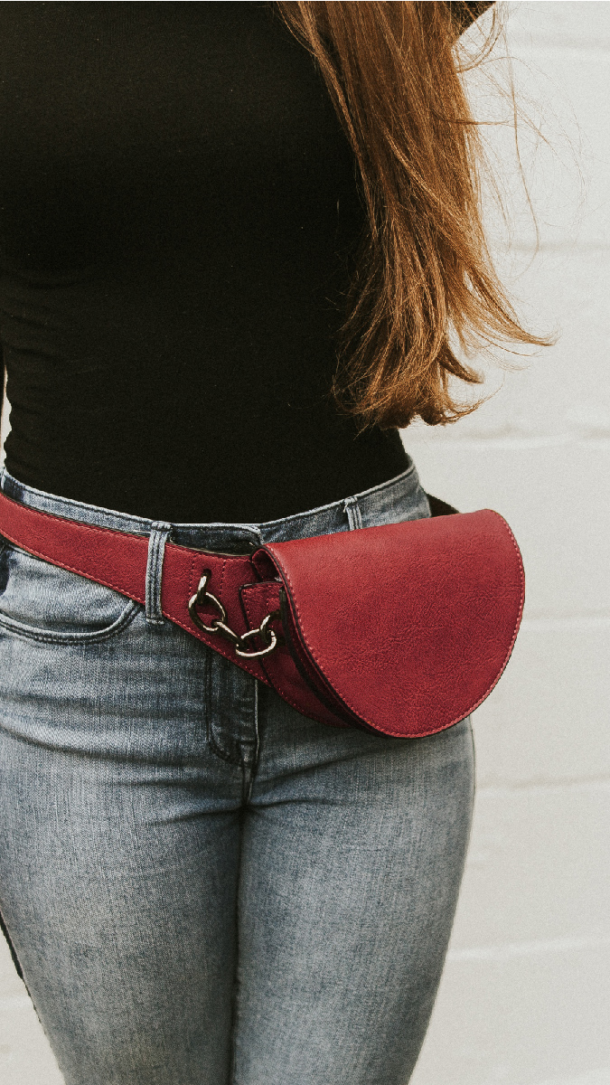 Go hands-free in style with our Sarah Belt Bag. 

Discount available at checkout 🛒 on k-carroll.com
